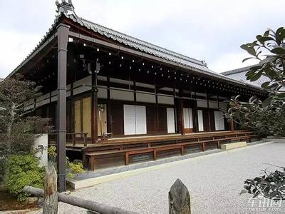 实木门品牌选哥龙家居 木 · 居