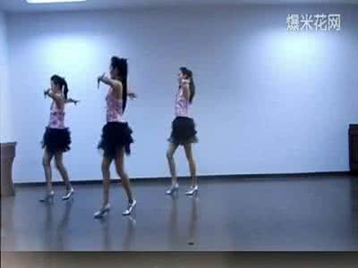 傻傻的爱傻傻等待 傻傻的爱傻傻等待 恰恰【精品flash音画】