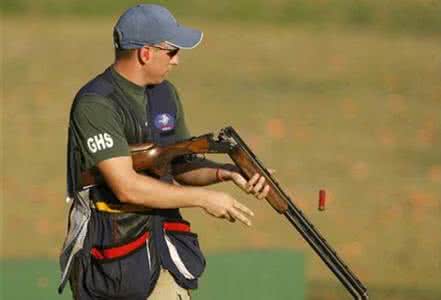 神枪手 神枪手克迪安一人灭掉纳粹特种训练营