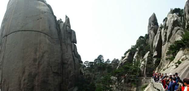 黄山莲花峰开放时间 翻越莲花岭,仰望黄山第一峰