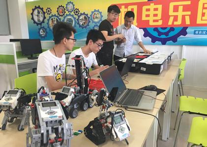 金陵 翻转课堂 金陵：翻转课堂中国化的实践与理论创新