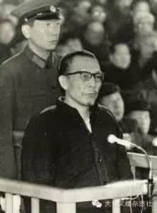 上海民兵武装叛乱 张春桥“武装叛乱”罪行是如何坐实的