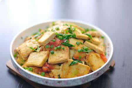 麻婆豆腐的家常做法 家常豆腐做法 教你如何在家自制豆腐美食