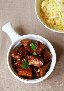 沙爹排骨 沙爹芋头排骨,粘糯好味不能挡。