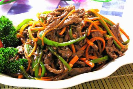 青椒牛肉丝怎么炒才嫩 青椒牛肉丝