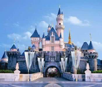 迪士尼公主梦幻世界 我们的童话梦里，有一个迪士尼。