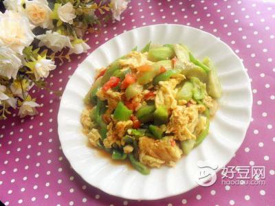 丝瓜鸡蛋汤的做法 丝瓜炒鸡蛋的做法