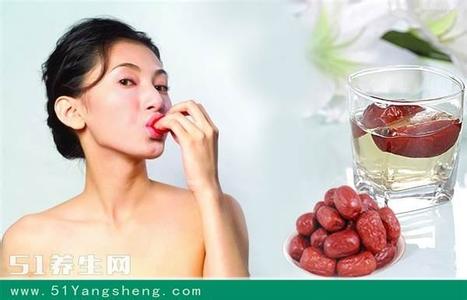 女人补血吃什么好 补血吃什么好 女人补血必吃这一物