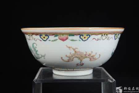 藏品1高清完整版 藏品2高清完整版 【藏品分享】清·道光 内青花宝瓶外黄地粉彩开光福寿纹碗