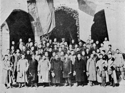 近代史辛亥革命论文 中国近代史上的辛亥革命的一半功劳应属于立宪派