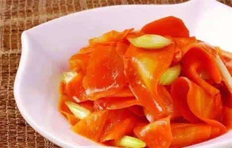 凉拌萝卜皮 一棵萝卜,两种拌法--【麻辣萝卜皮】&【酸甜萝卜梨丝】