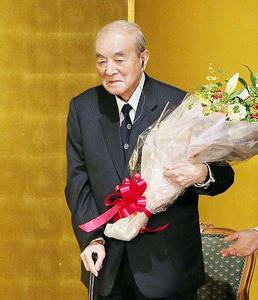 中曾根康弘 日本首相中曾根康弘出生