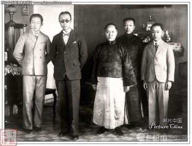 溥仪复辟 溥仪复辟是怎么回事 溥仪有后代吗 溥仪有后代吗