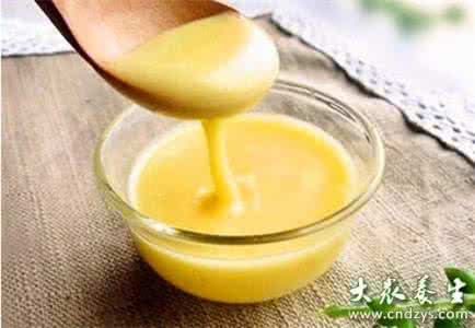 蛋黄油治疗皮肤湿疹 蛋黄油能治头癣，效果明显不一般