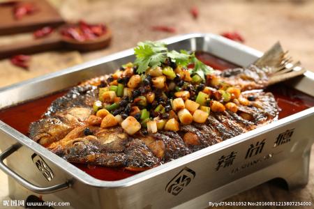 香辣豆豉烤鱼 豆豉烤鱼 香辣、泡椒、酸菜、豆豉...6种不同味道的烤鱼“详细做法”