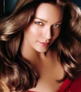 改掉8大洗发习惯 挽救冬日干枯发质