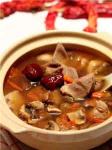 菌菇煲汤 慢火煲汤“菌菇炖羊汤”