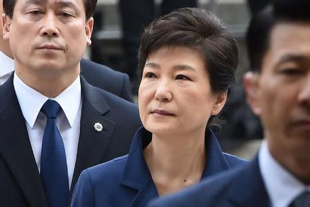 韩国总统朴槿惠 韩国总统朴槿惠初恋情人是谁?朴槿惠为何不结婚