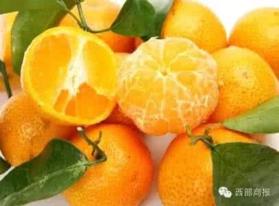 吃橘子变黄 吃橘子变黄 橘子吃多变“小黄人”