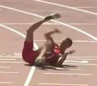 男生喝碳酸饮料的危害 男生体育课跑断腿 碳酸饮料成罪魁祸首