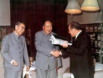 崇拜周恩来 周恩来为什么也崇拜毛泽东?