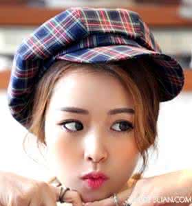 鸭舌帽怎么戴好看 八角鸭舌帽戴出异国风情