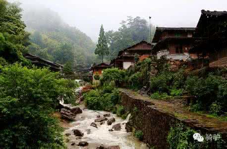 出国旅游的好处 别总想着出国旅游,就在周边,国内31处人少景美的好地方