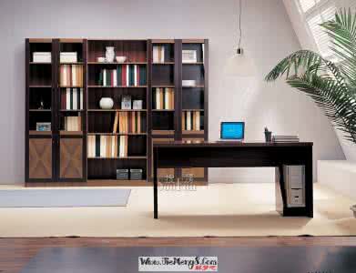 梦见书架 梦见书架倒地 梦见书架