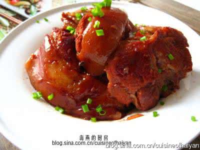 糯米的香味 皮糯肉酥香味袭人的的中秋宴客重磅菜--【烧蹄膀】