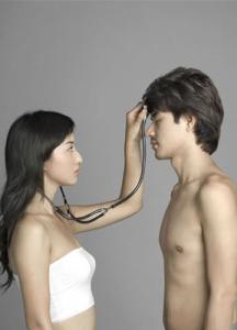 男人女人被窝里的秘密 男人在女人面前绝口不提的10个秘密