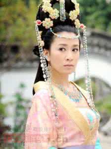 女主倾城绝美古代小说 凌云髻搭配古装绝美倾城