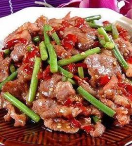 福鼎肉片加什么有弹性 怎么炒肉片可以很有弹性又鲜嫩多汁？教你4个超实用的小技巧~