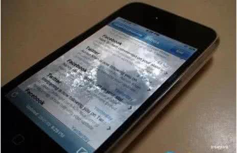 iphone进水了开不了机 iPhone进水了怎么办