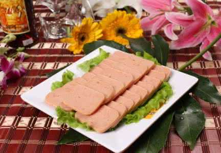 怎么开铁皮午餐肉罐头 跳出铁皮罐的诱惑——自制美味午餐肉