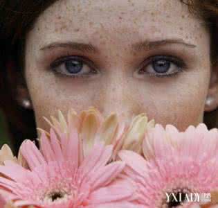 治疗雀斑的偏方可根除 治疗雀斑的偏方可根除 看!六个能治疗雀斑的小偏方