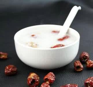 红枣养肝汤 怎么吃红枣最养生：煮粥养肝 蒸食强身