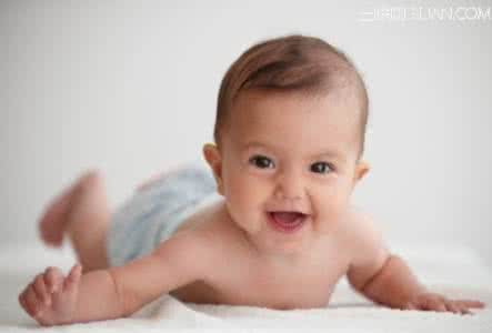 宝宝爱尿床有什么偏方 宝宝爱尿床怎么办