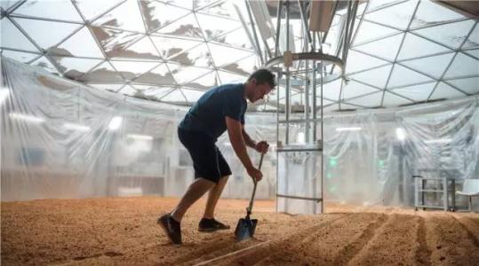 火星咿咿呀呀研究所 我想在火星上造一个土豆研究所…