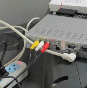 数字电视机顶盒安装图 数字电视机顶盒安装 【数字电视机顶盒安装】数字电视机顶盒安装方法