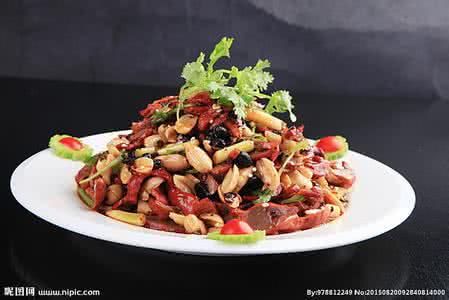 鸡胗的家常做法 鸡胗花 洋葱鸡胗花的做法,洋葱鸡胗花怎么做好吃,洋葱鸡胗花的家常做法