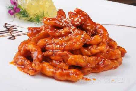 糖醋里脊 【糖醋里脊】里脊肉外酥里嫩,吃起来酸甜可口。喜欢的赶紧get起来~