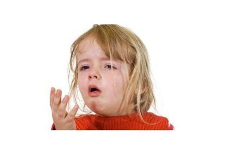 快速治咳嗽简单的方法 别把孩子咳嗽看简单了