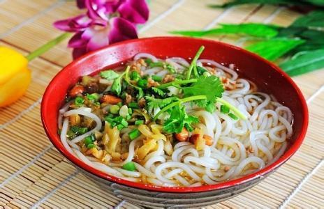 舌尖上的中国广西美食 《舌尖上的广西—广西农村传统美食集锦》【欣赏图】