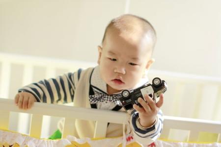 大秧歌小宝 大秧歌小宝是谁的孩子 想给你的孩子拍电影吗？来盘小宝吧！