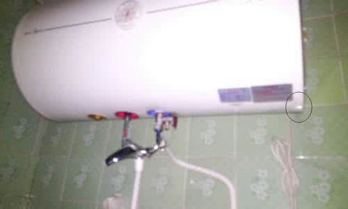 热水器关了花洒漏水 美的热水器漏水怎么关?