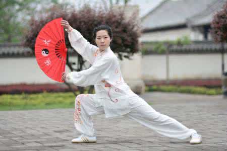 练太极拳怎样配合呼吸 【太极拳】为啥不能配合着呼吸练？