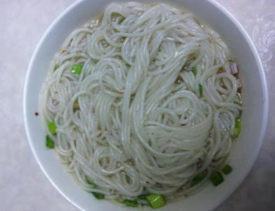 梦见煮面条 梦见煮面 梦见煮面条