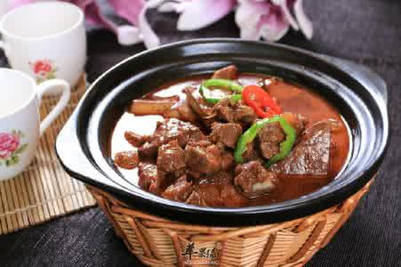 土豆炖牛肉的营养价值 牛肉的营养价值 如何把牛肉炖烂