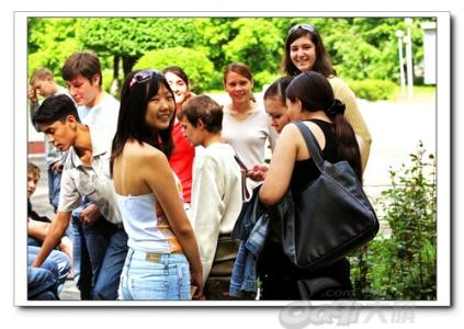 对面的女孩看过来 对面的女孩看过来 女儿控们看过来!日本最潮姐妹花教你穿搭,真是又美又萌!想不潮都难!