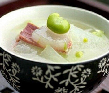 53款补汤和十大靓汤 5款秋冬女人靓汤，一喝就变美丽的煲汤食谱